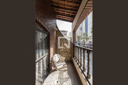 Casa para alugar com 220m², 4 quartos e 2 vagasVaranda