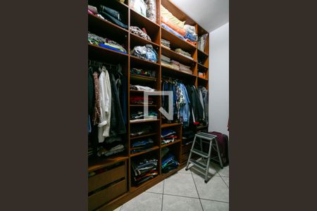 Casa à venda com 154m², 4 quartos e 2 vagasCloset da suíte 1
