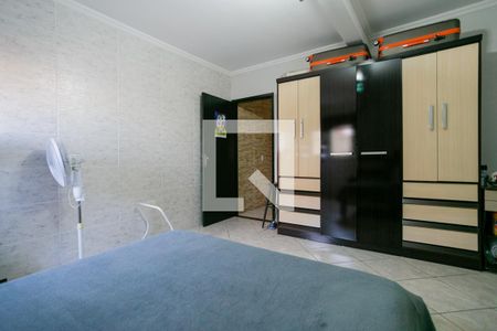 Casa à venda com 154m², 4 quartos e 2 vagasSuíte 2