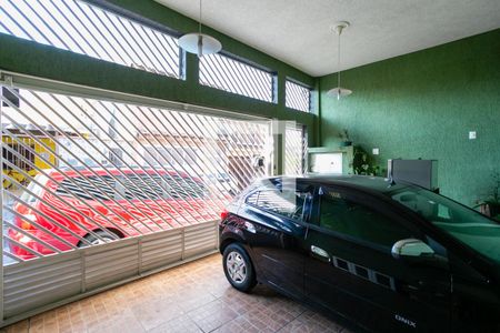 Casa à venda com 154m², 4 quartos e 2 vagasGaragem