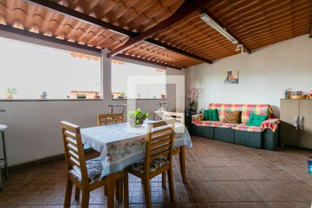 Casa à venda com 154m², 4 quartos e 2 vagasVaranda da sala