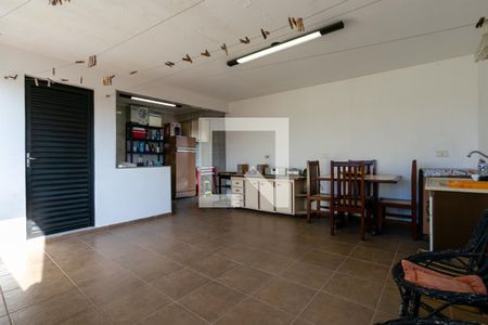 Casa à venda com 154m², 4 quartos e 2 vagasSalão de festas