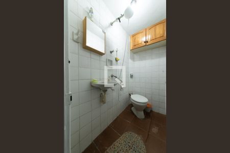 Casa à venda com 108m², 2 quartos e 1 vagaBanheiro de Serviço