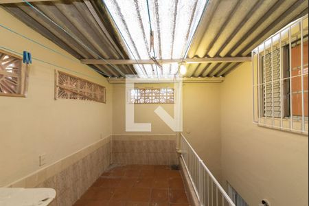 Casa à venda com 108m², 2 quartos e 1 vagaVaranda
