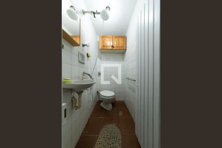 Casa à venda com 108m², 2 quartos e 1 vagaBanheiro de Serviço