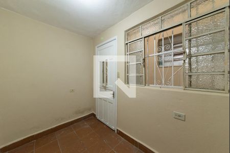 Casa à venda com 108m², 2 quartos e 1 vagaQuarto de Serviço