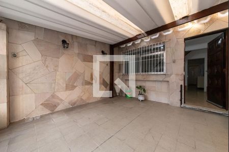 Casa à venda com 108m², 2 quartos e 1 vagaGaragem