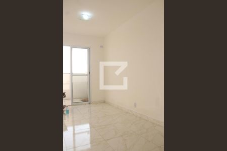 Sala de apartamento para alugar com 2 quartos, 52m² em Parque São Vicente, São Vicente