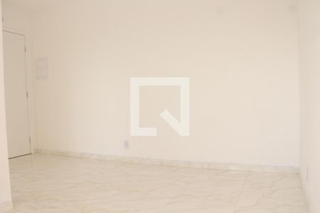 Sala de apartamento para alugar com 2 quartos, 52m² em Parque São Vicente, São Vicente