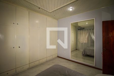 Casa à venda com 250m², 3 quartos e 2 vagas Casa à venda com 250m², 3 quartos e 2 vagasQuarto 2