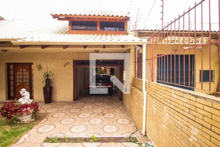 Casa à venda com 250m², 3 quartos e 2 vagas Casa à venda com 250m², 3 quartos e 2 vagasGaragem
