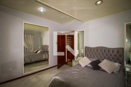 Casa à venda com 250m², 3 quartos e 2 vagas Casa à venda com 250m², 3 quartos e 2 vagasQuarto 2