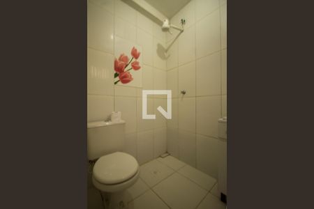 Casa à venda com 250m², 3 quartos e 2 vagas Casa à venda com 250m², 3 quartos e 2 vagasBanheiro