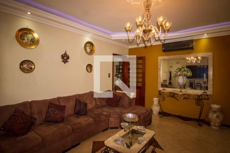 Sala de casa à venda com 3 quartos, 250m² em Glória, Porto Alegre