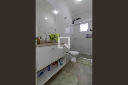 Casa à venda com 120m², 3 quartos e 4 vagas Casa à venda com 120m², 3 quartos e 4 vagasBanheiro Suíte