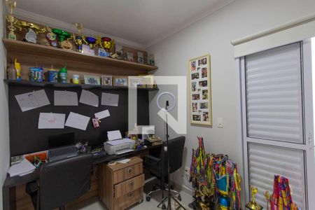 Casa à venda com 120m², 3 quartos e 4 vagas Casa à venda com 120m², 3 quartos e 4 vagasQuarto 2