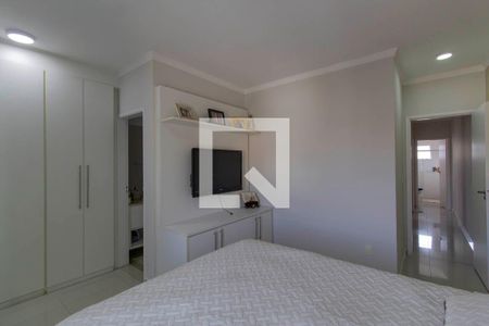 Casa à venda com 120m², 3 quartos e 4 vagas Casa à venda com 120m², 3 quartos e 4 vagasSuíte
