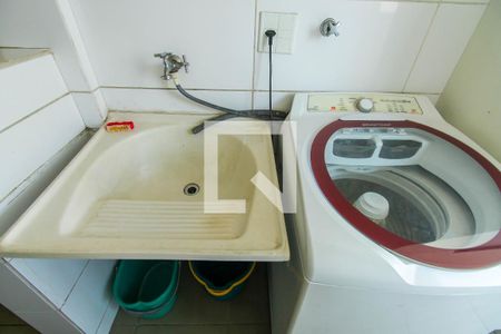 Apartamento à venda com 62m², 3 quartos e 1 vagaÁrea de serviço 