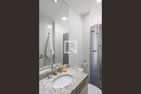 Apartamento à venda com 80m², 3 quartos e 1 vaga Apartamento à venda com 80m², 3 quartos e 1 vagaBanheiro