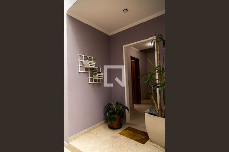 Casa para alugar com 180m², 3 quartos e 1 vaga Casa para alugar com 180m², 3 quartos e 1 vagaCorredor - Hall de Entrada