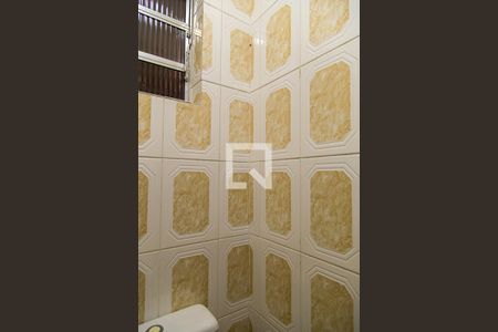 Casa para alugar com 180m², 3 quartos e 1 vaga Casa para alugar com 180m², 3 quartos e 1 vagaBanheiro da Churrasqueira