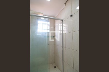 Casa para alugar com 180m², 3 quartos e 1 vaga Casa para alugar com 180m², 3 quartos e 1 vagaBanheiro da Suíte 1
