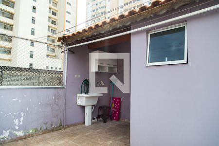 Casa para alugar com 180m², 3 quartos e 1 vaga Casa para alugar com 180m², 3 quartos e 1 vagaÁrea de Serviço dos quartos