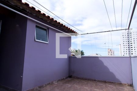 Casa para alugar com 180m², 3 quartos e 1 vaga Casa para alugar com 180m², 3 quartos e 1 vagaÁrea de Serviço dos quartos