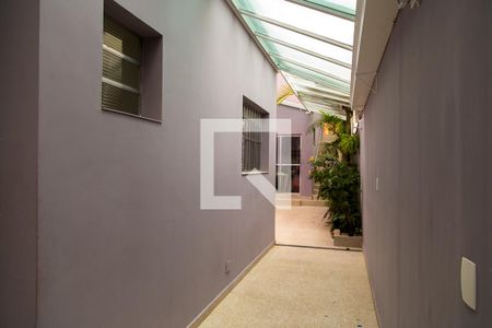 Casa para alugar com 180m², 3 quartos e 1 vaga Casa para alugar com 180m², 3 quartos e 1 vagaCorredor