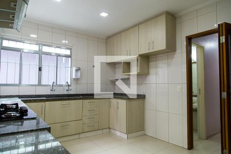 Casa para alugar com 180m², 3 quartos e 1 vaga Casa para alugar com 180m², 3 quartos e 1 vagaCozinha