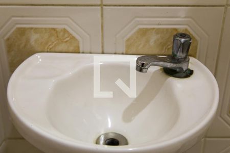 Casa para alugar com 180m², 3 quartos e 1 vaga Casa para alugar com 180m², 3 quartos e 1 vagaBanheiro da Churrasqueira - Torneira