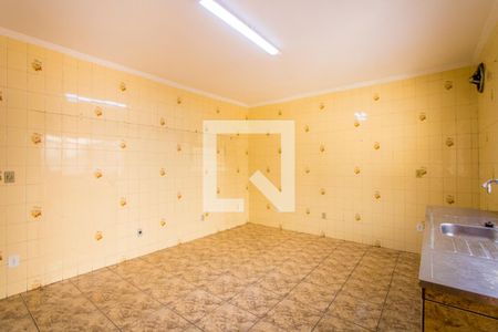 Casa para alugar com 240m², 3 quartos e sem vagaCozinha