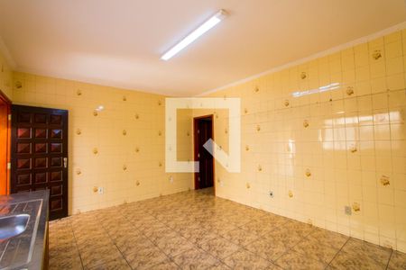 Casa para alugar com 240m², 3 quartos e sem vagaCozinha