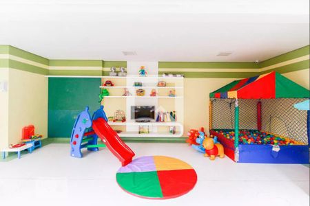 Apartamento à venda com 107m², 2 quartos e 2 vagasÁrea comum - Brinquedoteca