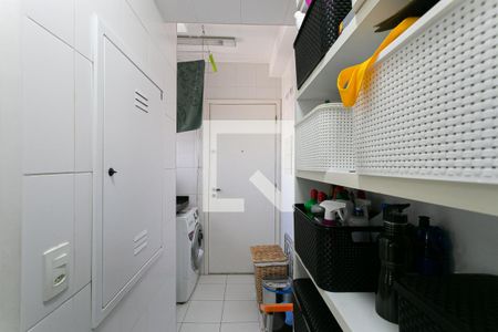 Apartamento à venda com 107m², 2 quartos e 2 vagasÁrea de Serviço