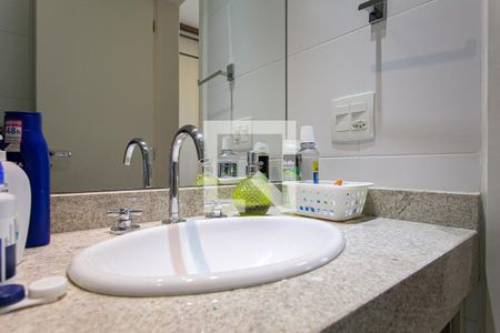 Apartamento à venda com 107m², 2 quartos e 2 vagasBanheiro da Suíte 2