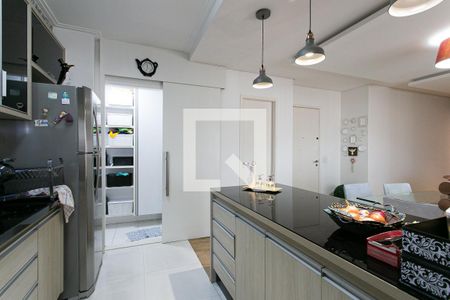 Apartamento à venda com 107m², 2 quartos e 2 vagasCozinha