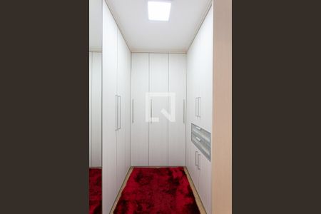Apartamento à venda com 107m², 2 quartos e 2 vagasCloset da Suíte 1