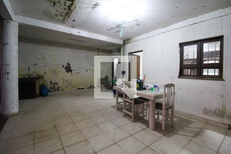 Casa à venda com 300m², 3 quartos e 2 vagasVaranda