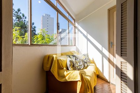 Apartamento para alugar com 140m², 2 quartos e sem vaga Apartamento para alugar com 140m², 2 quartos e sem vagaVaranda da Suíte