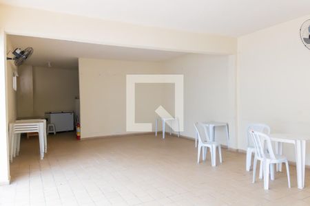 Apartamento para alugar com 75m², 2 quartos e 1 vaga Apartamento para alugar com 75m², 2 quartos e 1 vagaSalão de Festas