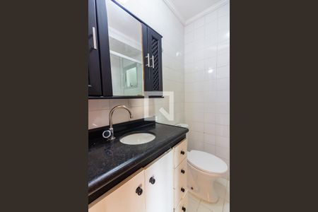 Apartamento para alugar com 65m², 2 quartos e 1 vaga Apartamento para alugar com 65m², 2 quartos e 1 vagaBanheiro