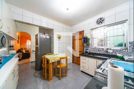 Casa à venda com 164m², 3 quartos e 2 vagasCozinha