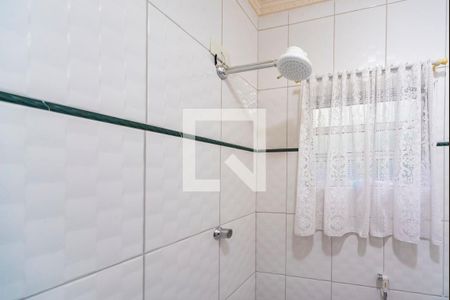 Chuveiro  de casa à venda com 3 quartos, 164m² em Condomínio Maracanã, Santo André