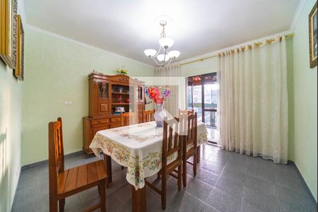 Casa à venda com 164m², 3 quartos e 2 vagasSalal de Jantar