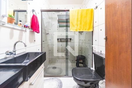Banheiro 2 de casa à venda com 3 quartos, 164m² em Condomínio Maracanã, Santo André