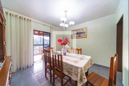 Casa à venda com 164m², 3 quartos e 2 vagasSalal de Jantar