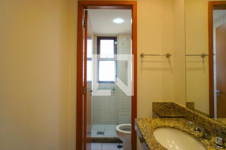 Apartamento para alugar com 80m², 3 quartos e 2 vagasBanheiro SocialBanheiro Social