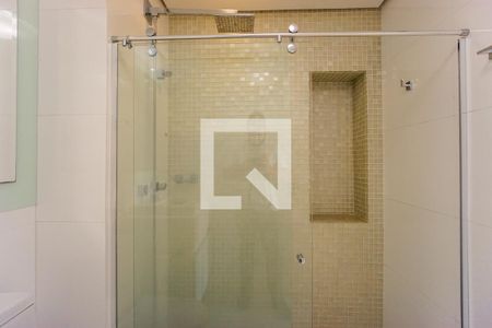 Apartamento à venda com 400m², 3 quartos e 4 vagasBanheiro da Suíte 1