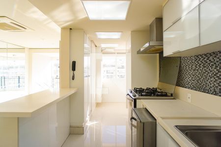 Sala/Cozinha de apartamento à venda com 3 quartos, 400m² em Recreio dos Bandeirantes, Rio de Janeiro